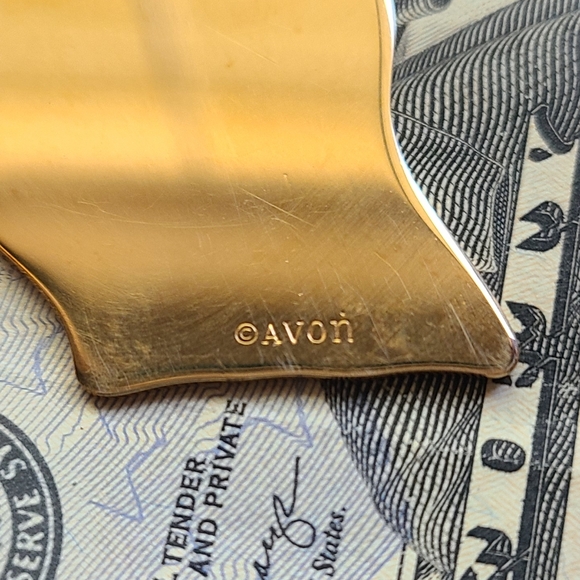 Gold Avon America Flag Money Clip - Picture 4 of 4